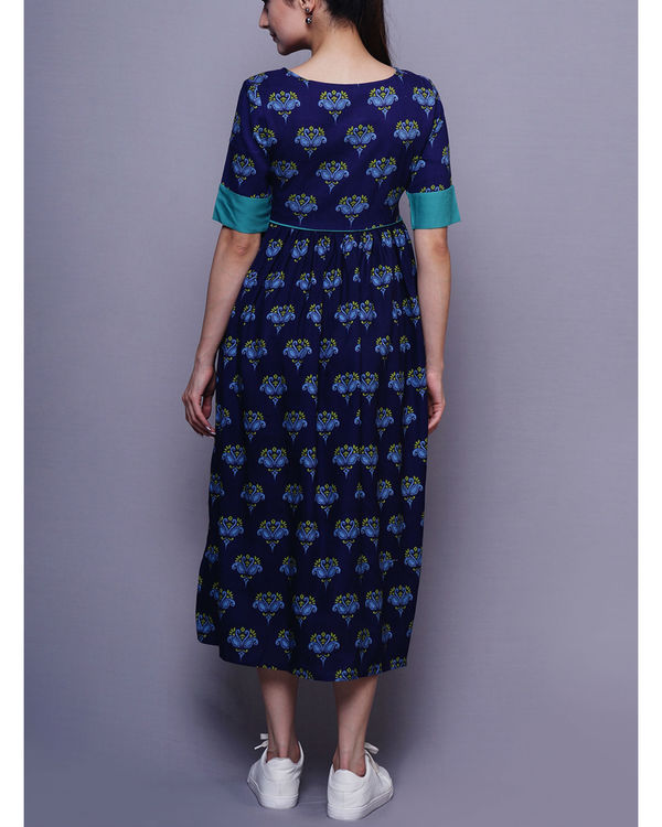Blue swan dress by UNTUNG | The Secret Label