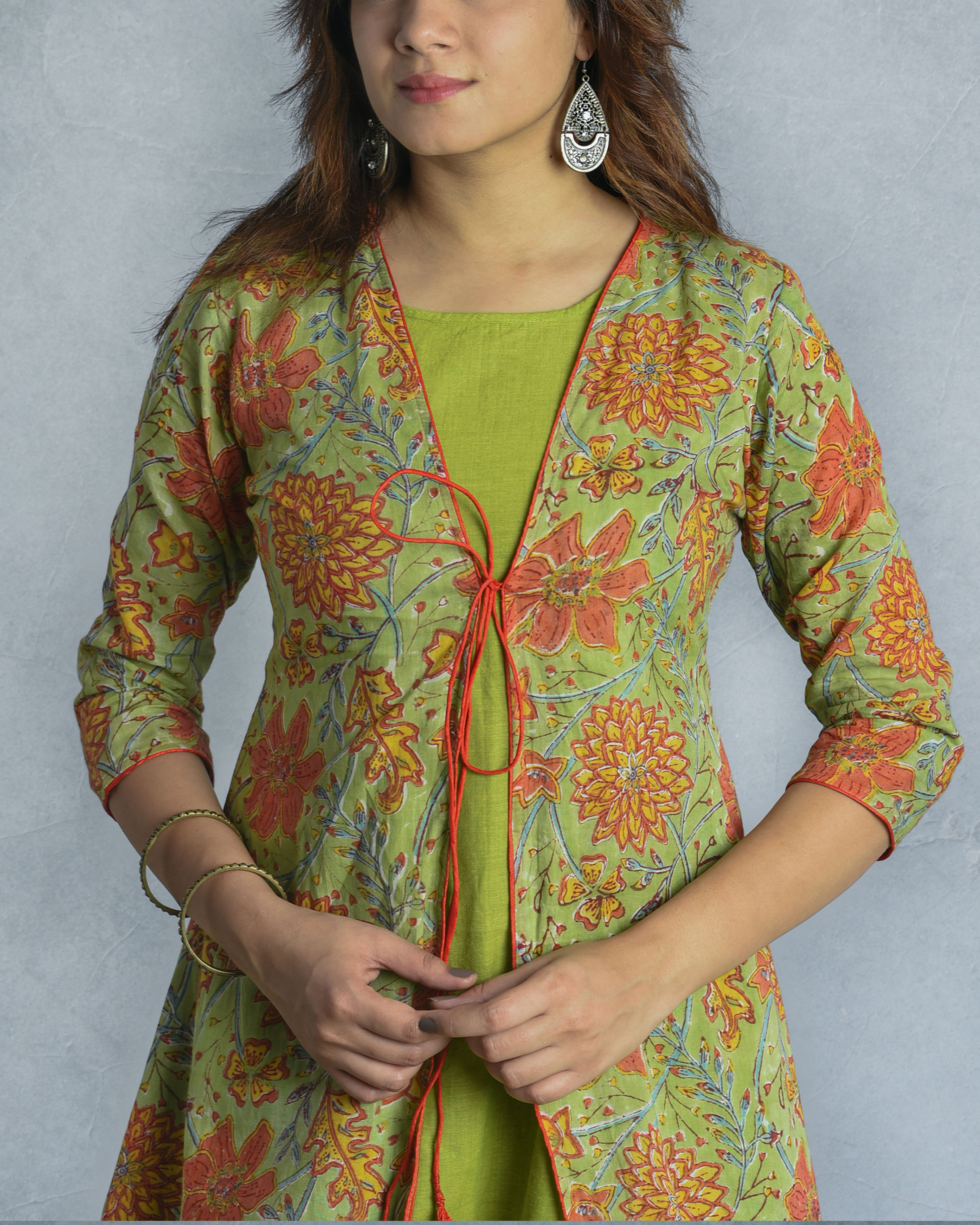 Green shrug set by Jaipuri Jazz The Secret Label