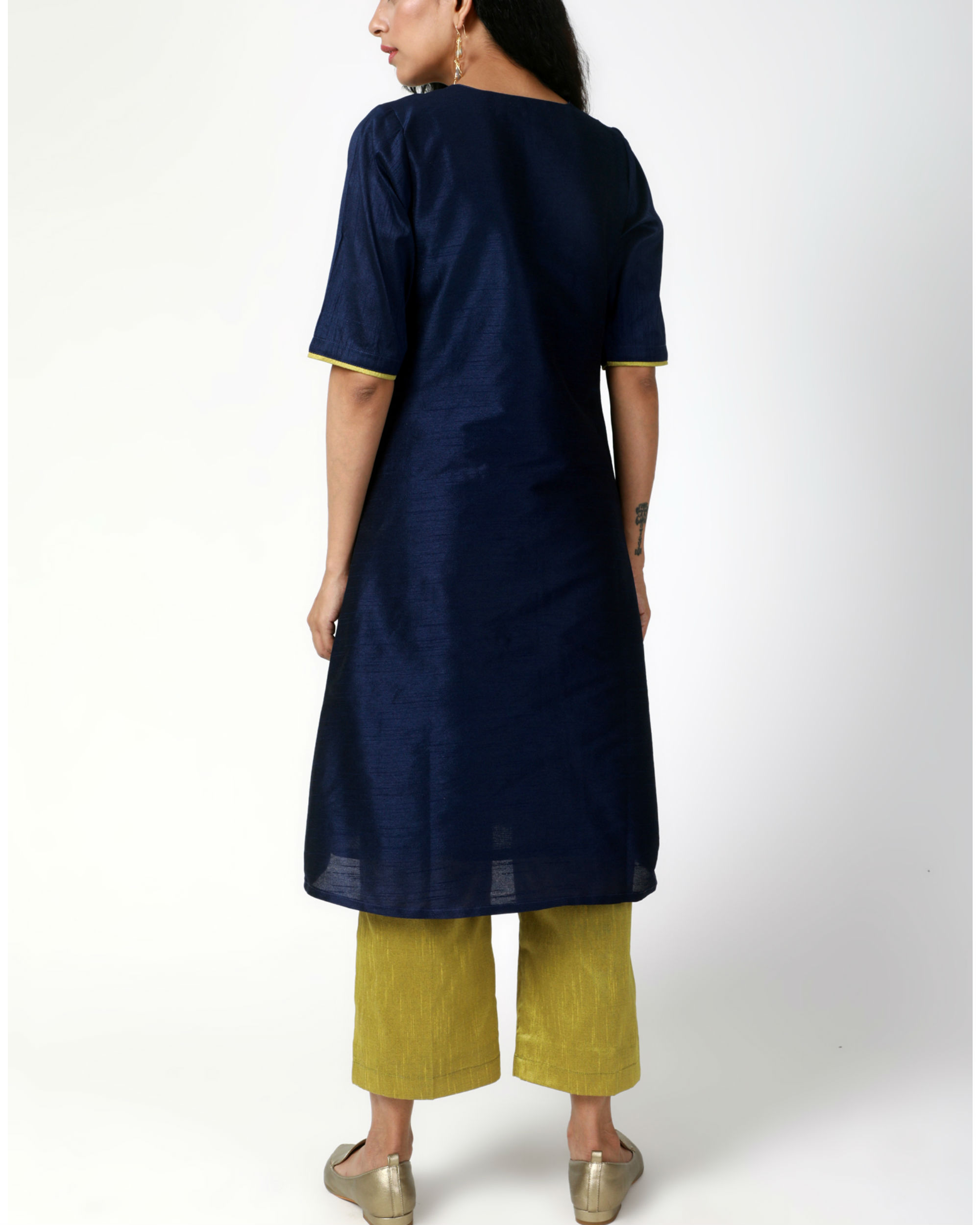 Blue green silk kurta with pants by trueBrowns | The Secret Label