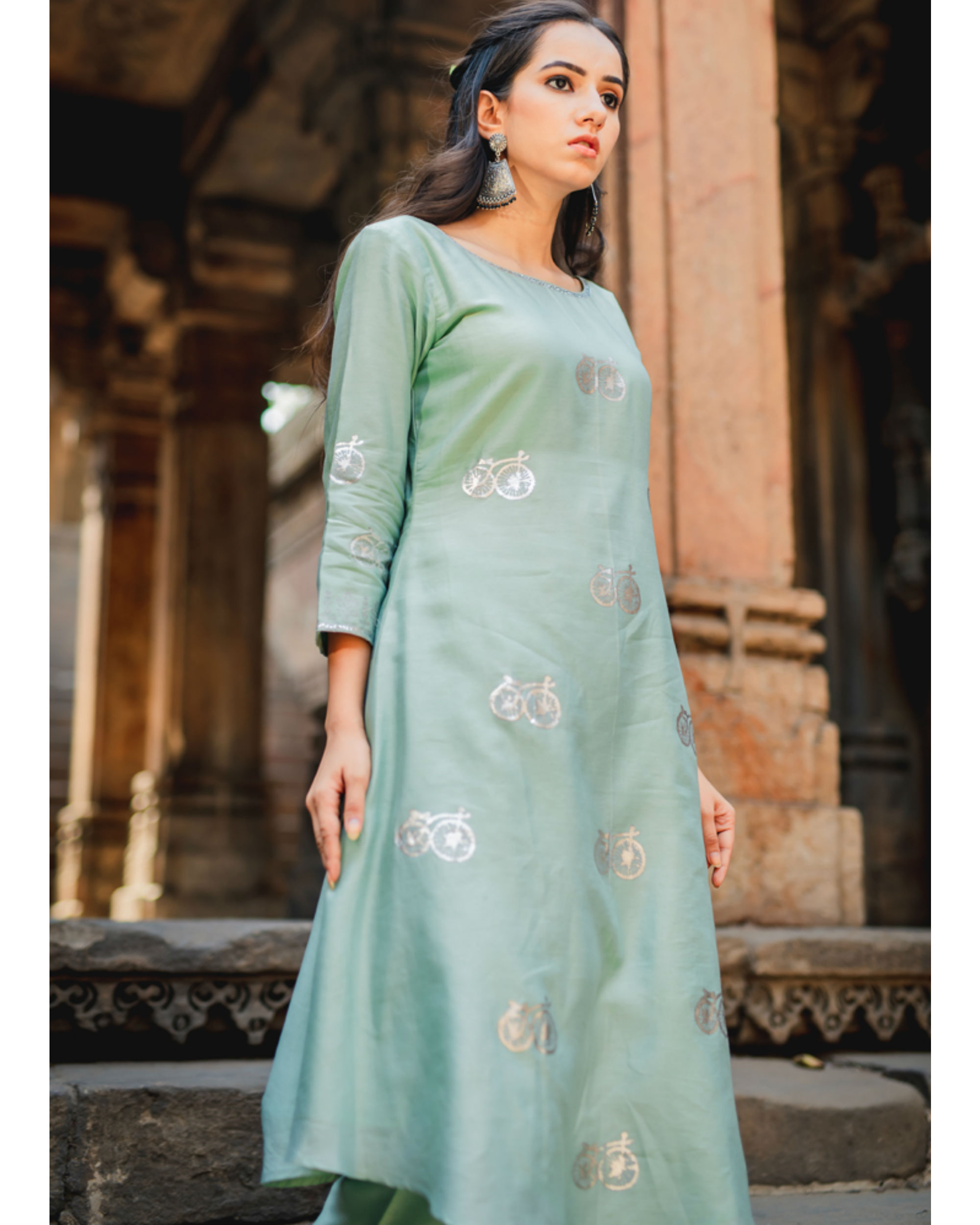 Mint green printed kurta pant set by Purple Panchi The Secret Label