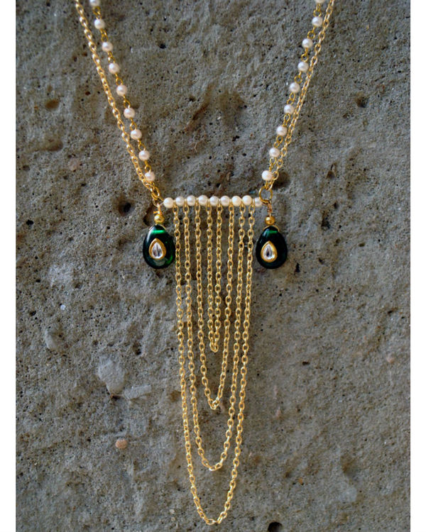 Pearl loop necklace 2