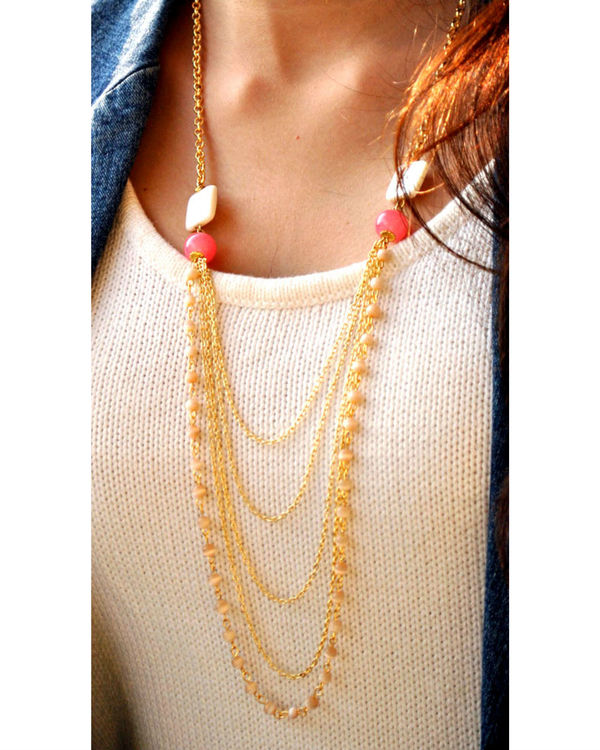 Peach glass bead necklace 1