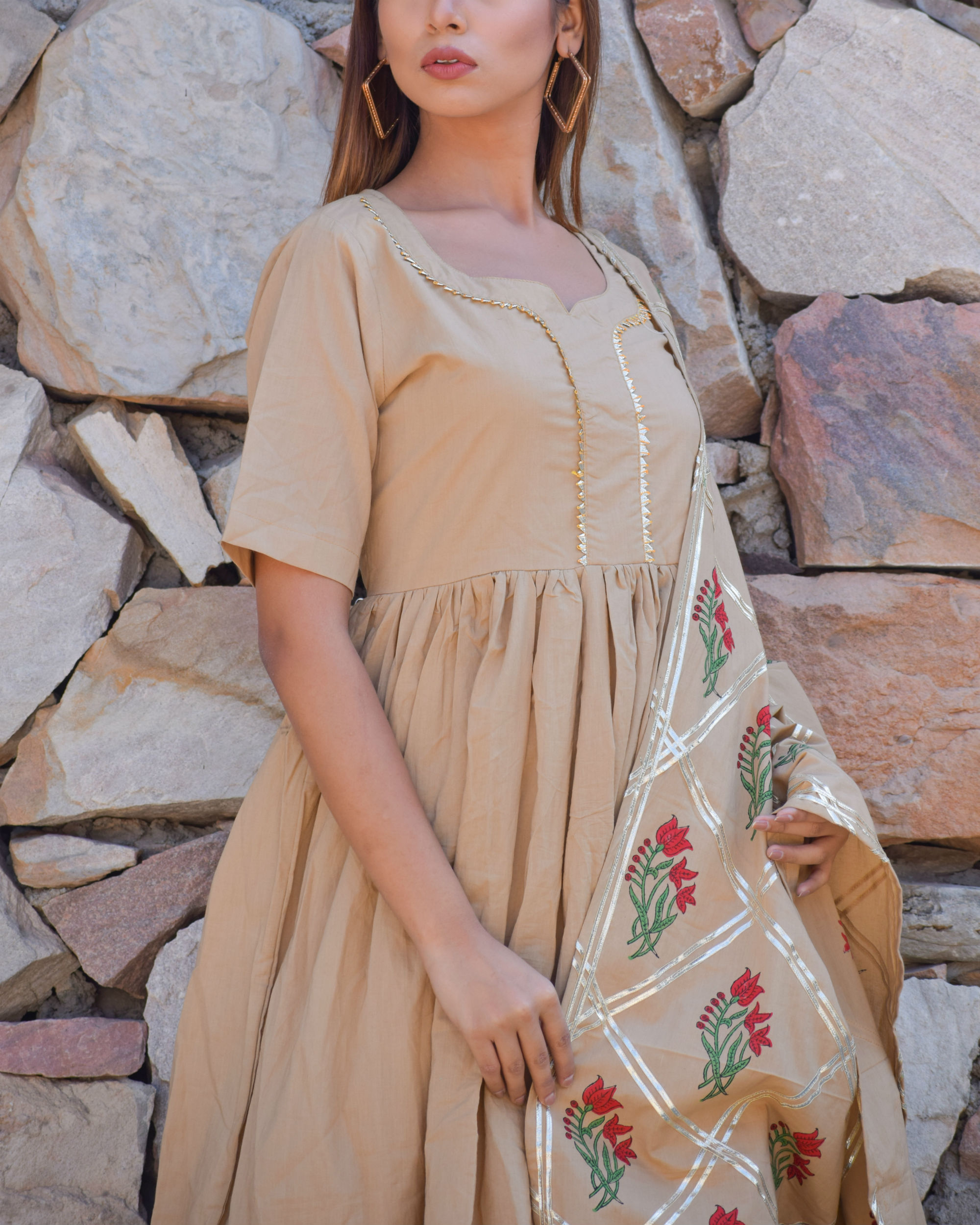 Cream gathered kurta set with cream dupatta by Chokhi Bandhani The