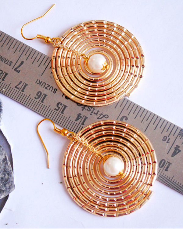 Golden coil earrings 1
