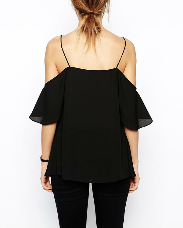 Sloppy string top by The Closet | The Secret Label