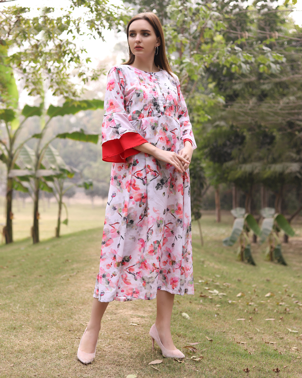 White and red floral dress by The Weave Story | The Secret Label