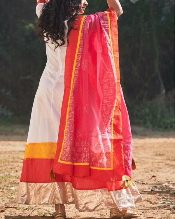 White jasmine kurta with dupatta 1