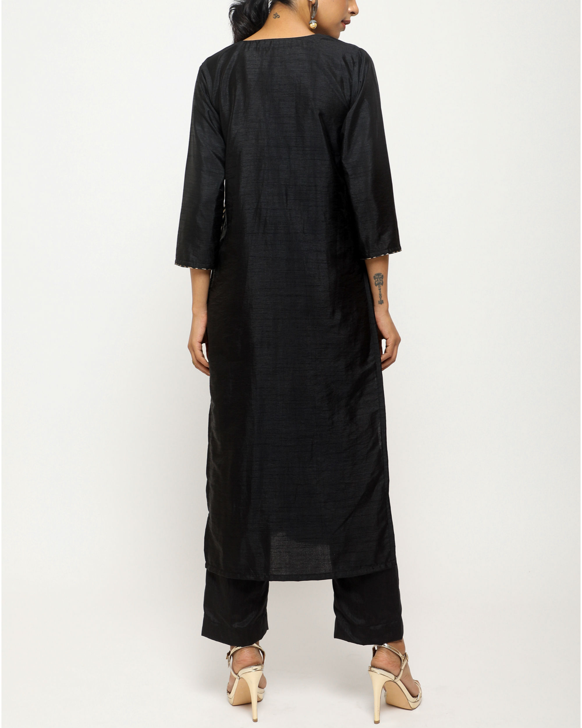 Black high slit kurta set by trueBrowns | The Secret Label