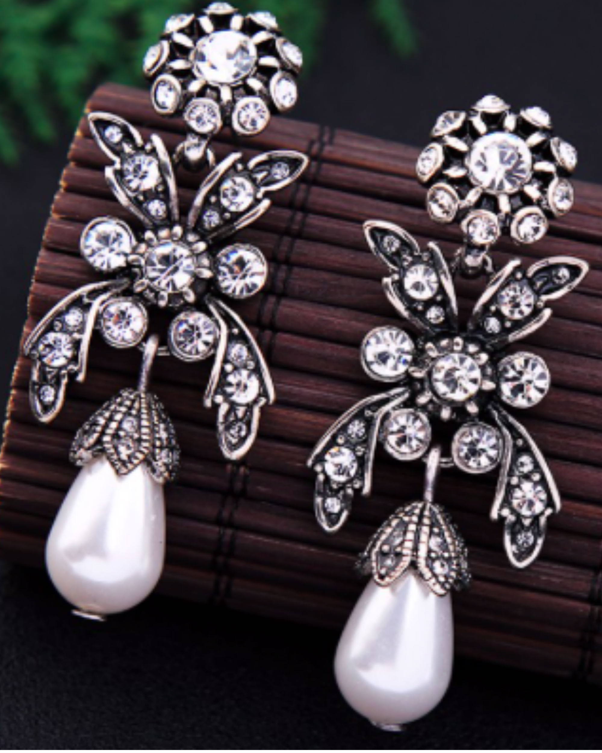 Black and white pearl earrings by Streethopper The Secret Label