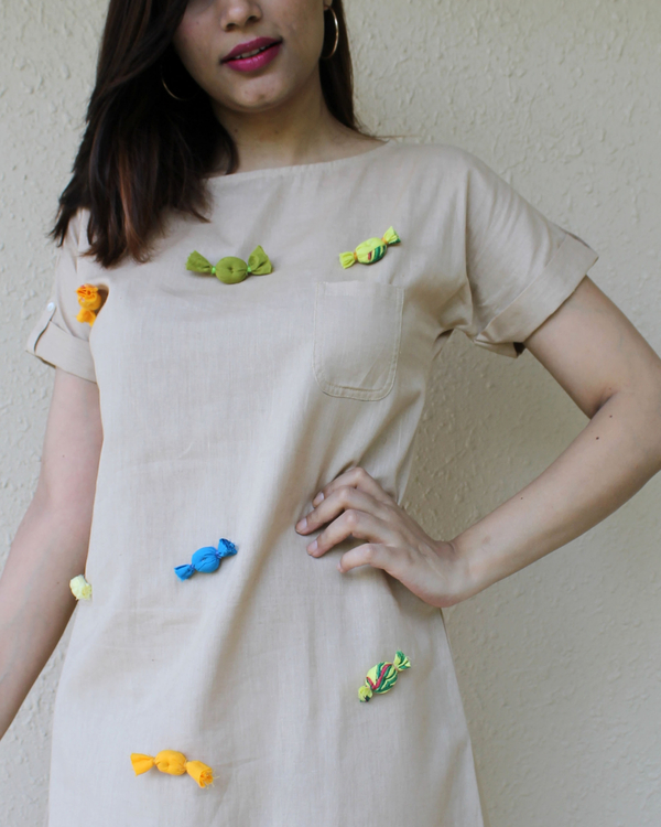 Quirky beige A-line dress 1