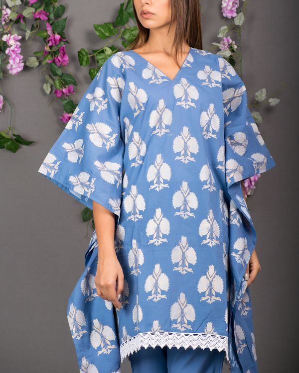 Blue kaftan and trouser set- set of two 2