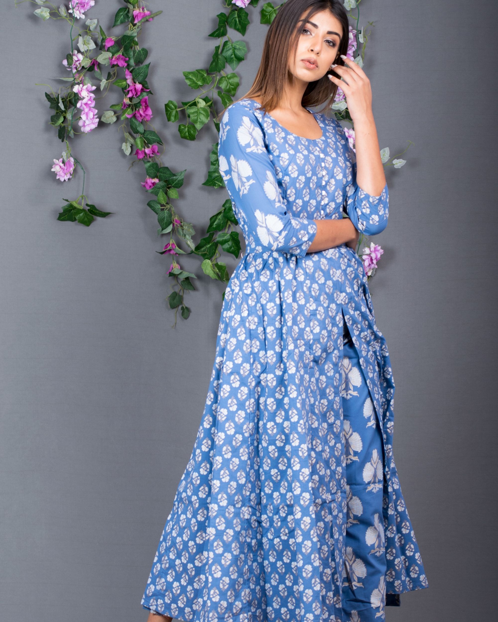 Buy online Women's Front Slit Kurta from Kurta Kurtis for Women by Neelo  Kurti for ₹450 at 65% off | 2024 Limeroad.com