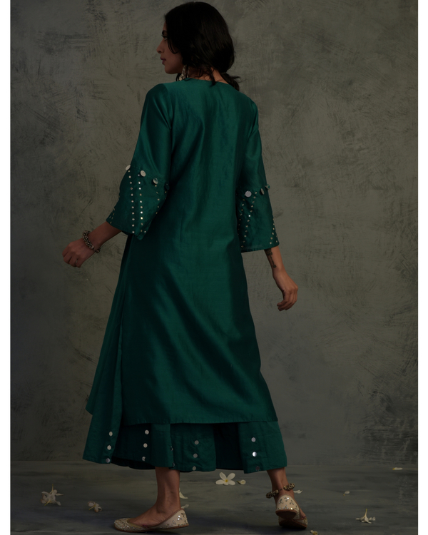 Emerald green chanderi  bell sleeved suit- set of three 1