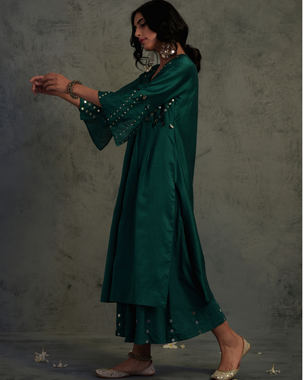 Emerald green chanderi  bell sleeved suit- set of three 2