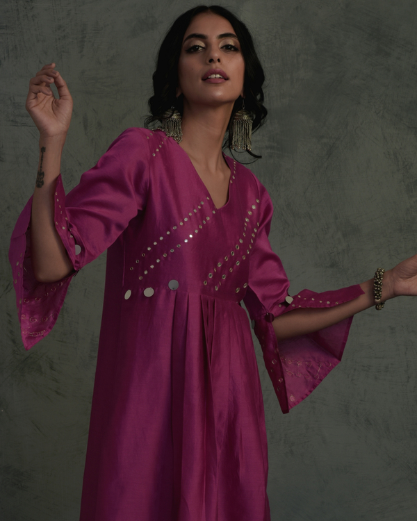 Magenta chanderi  bell sleeved suit set with seaweed green dupatta- set of three 1