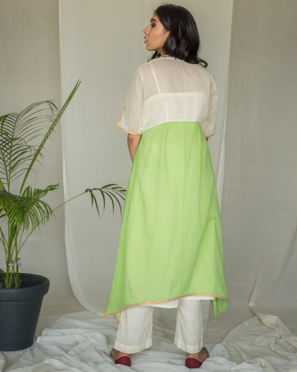 Parrot green and white color blocked kurta with pants-set of two by ...