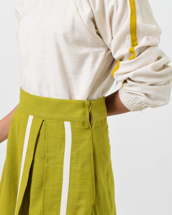 Green box pleated cotton skirt 3