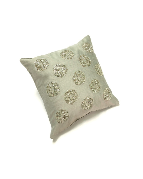 The hex-factor cushion cover 1