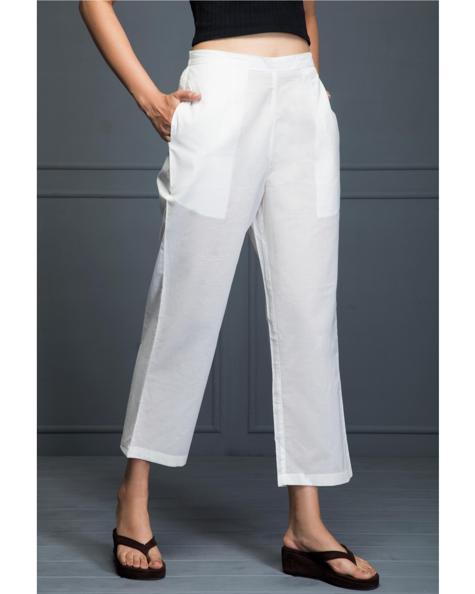 White cambric cotton pants by Santav | The Secret Label