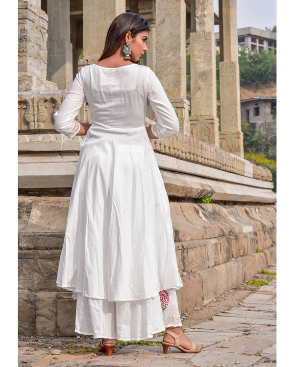White floral block printed flared kurta and palazzo set- set of two 1