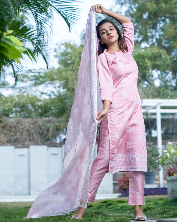 Pink cross stitch embroidered kurta set with dupatta- set of three 3