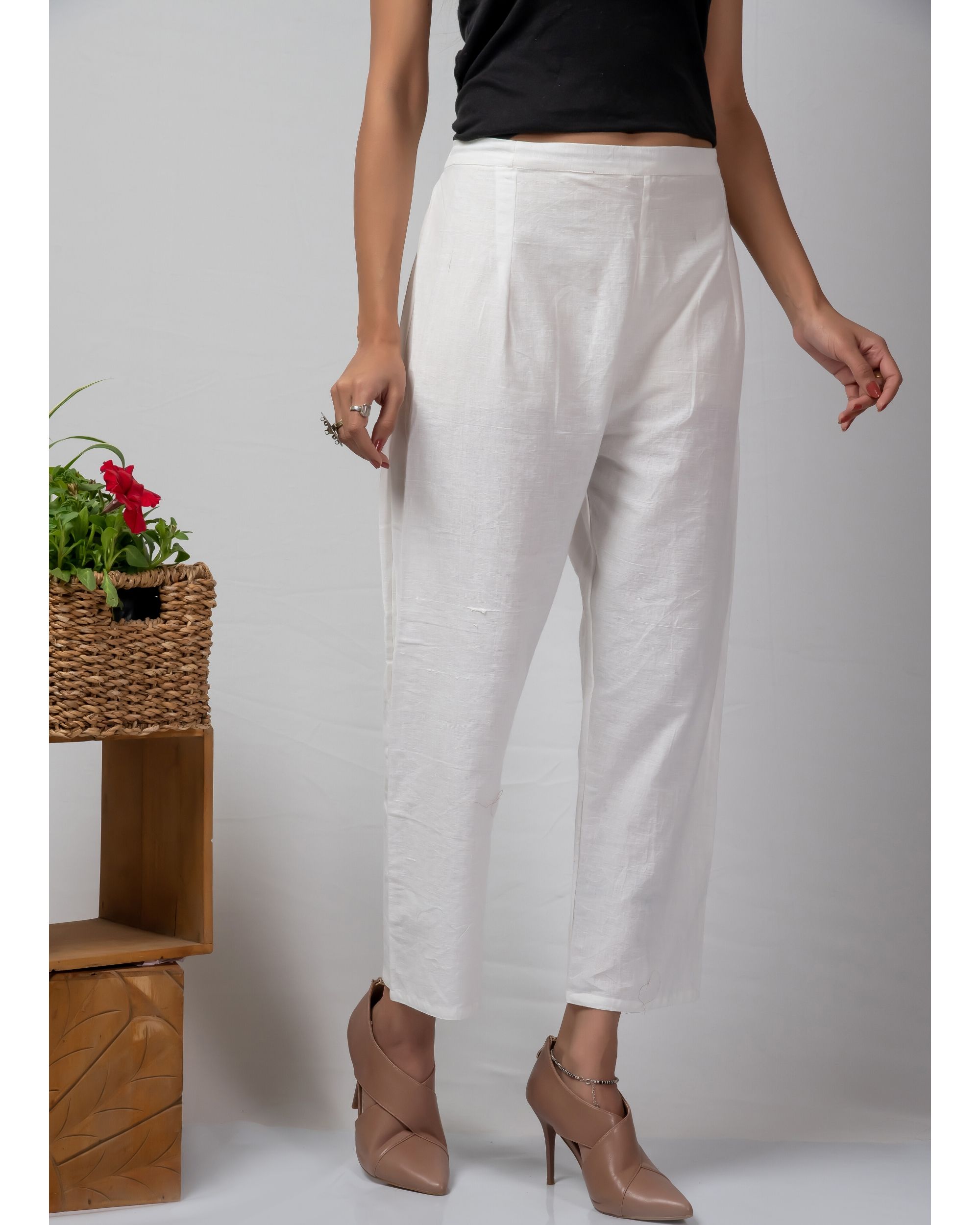 【BAON】Kohila cotton straight pants White straight cotton pants by Silai | The Secret Label