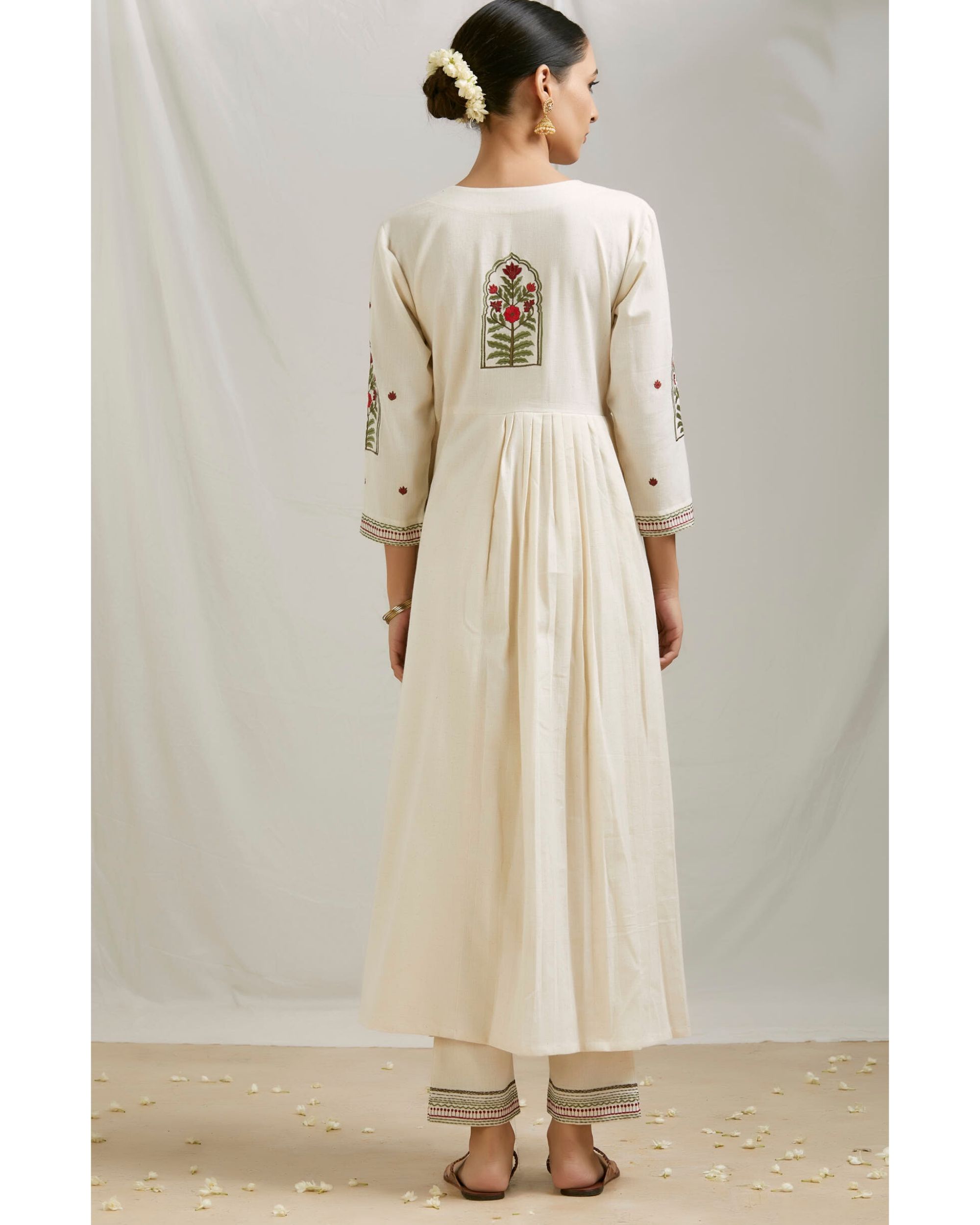 Ivory Floral Embroidered Angarkha Kurta By Purple Panchi The Secret Label 9446