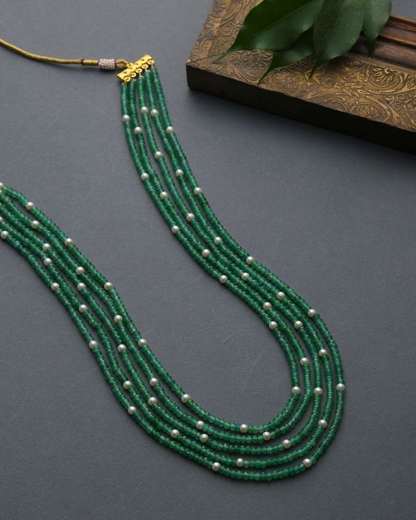Green onyx tiered neckpiece with white pearls 1