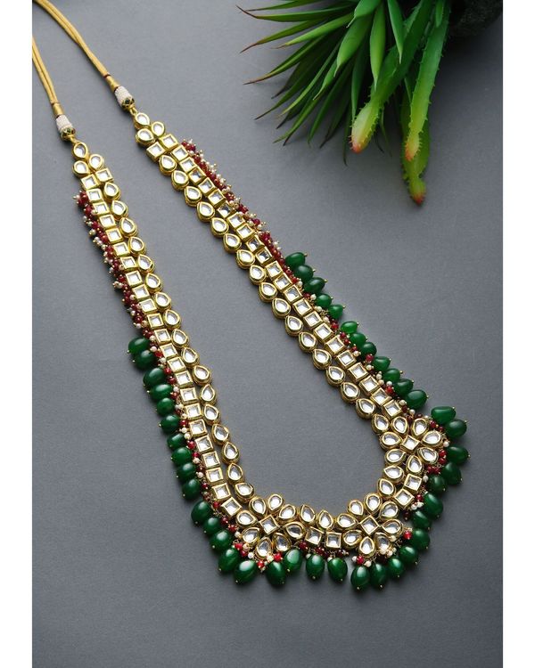 Kundan statement neckpiece with green drops 1