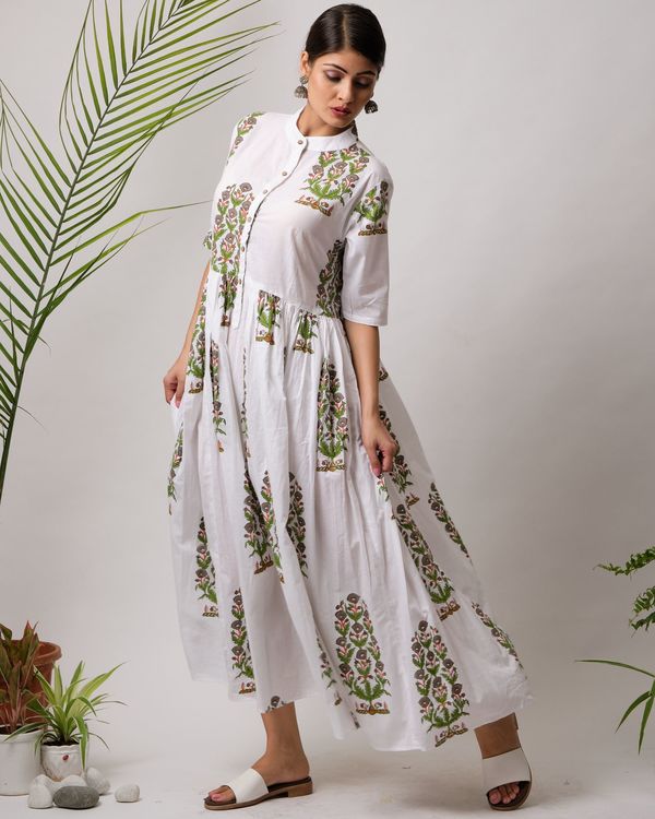 White and green floral buttoned dress 2