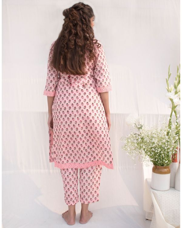 Pink block printed kurta and pants- Set Of Two 1