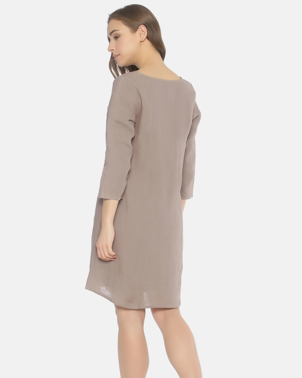 Brown mid pleated dress 1