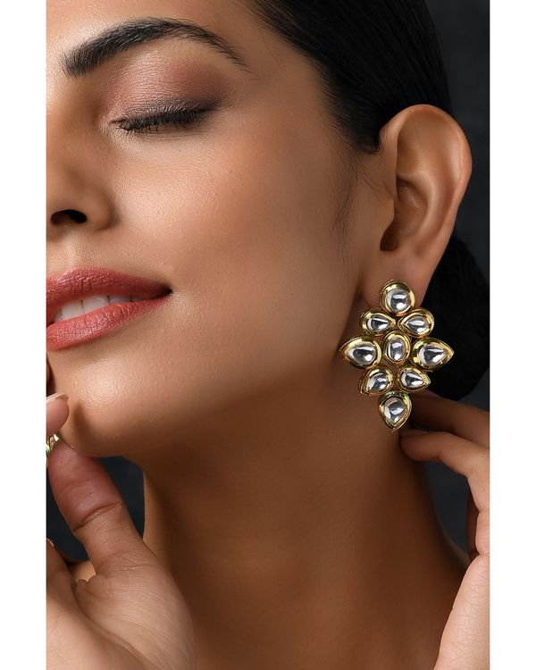 Devanghi kundan earrings 2