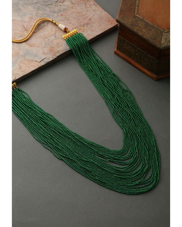 Green multi stand neckpiece 1