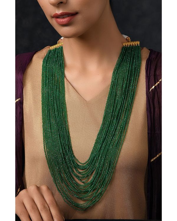 Green multi stand neckpiece 2