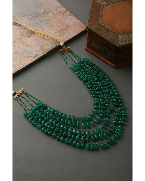 Green multi layered stone neckpiece 1