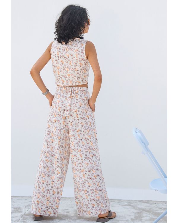 White floral wide pants 1