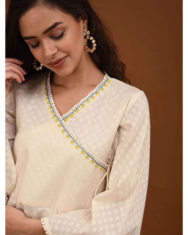 Off white hand embroidered angrakha kurta 3