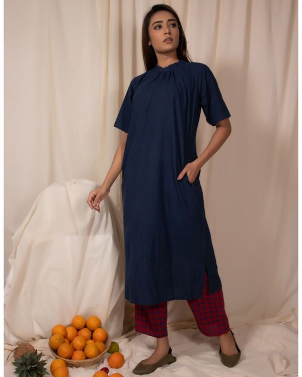 Indigo closed neck kurta with pockets by Silai | The Secret Label