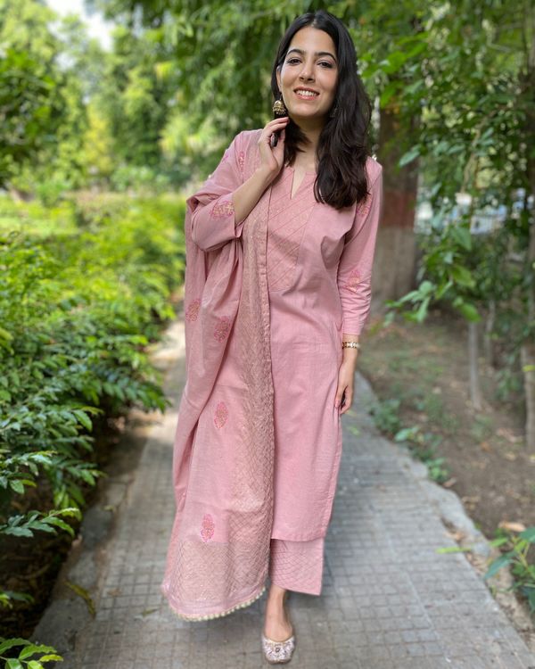 Pink block printed kurta and pants with dupatta- Set Of Three by The ...