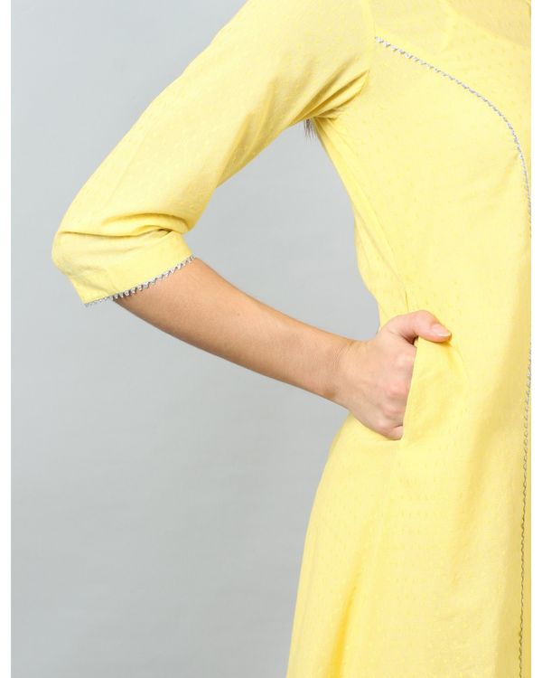 Light yellow embroidered gota paneled kurta 3