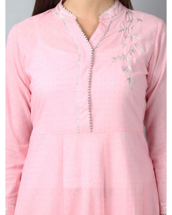 Baby pink embroidered gota kurta and pants - Set Of Two 4