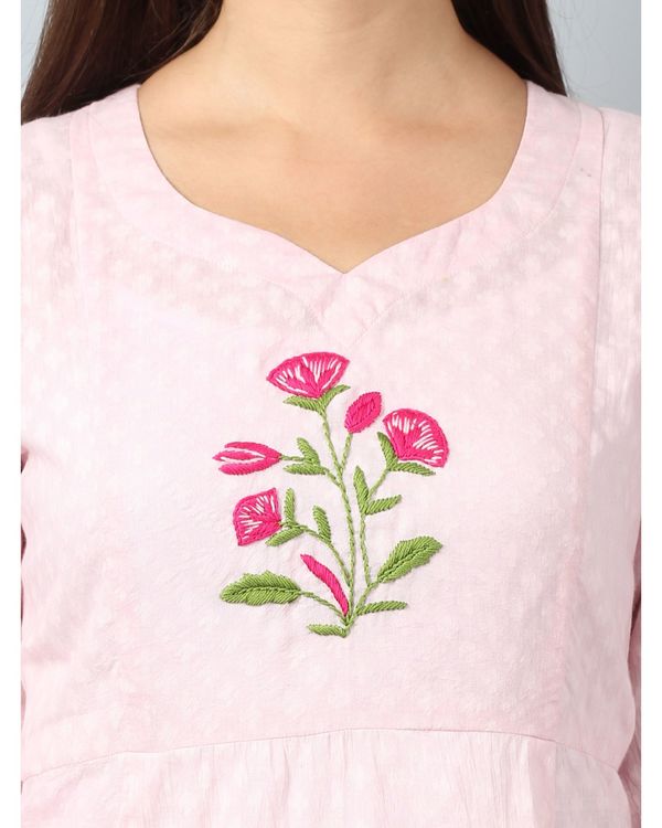 Pink floral embroidered yoke kurta and pants - Set Of Two 3