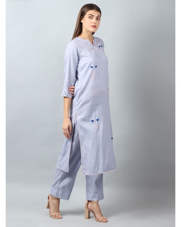 Dull blue floral embroidered straight kurta 2