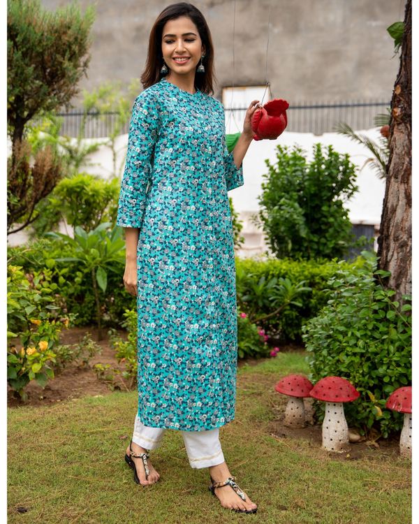 Turquoise floral jaal printed buttoned kurta 1