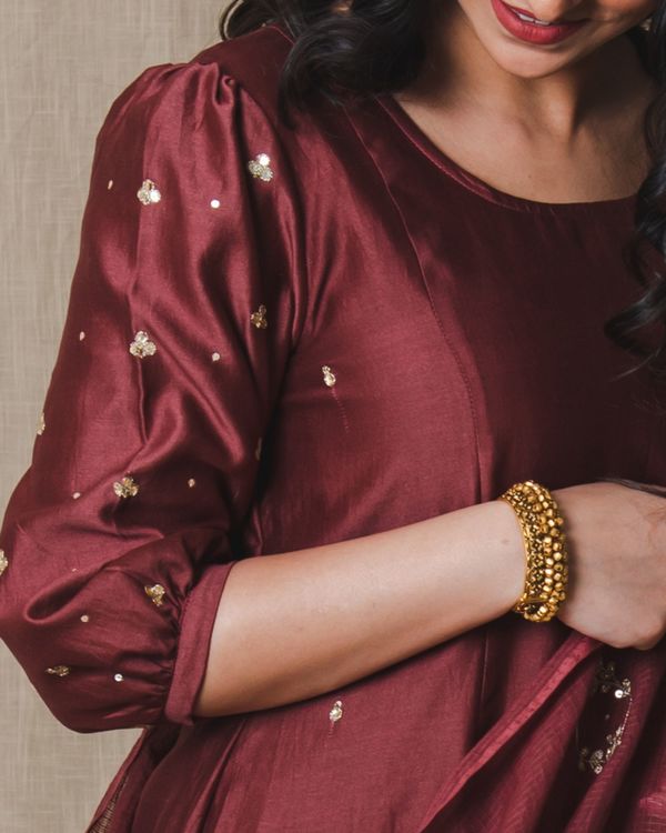 Brown sequin embroidered puffed sleeve kurta and pants Set Of Two by