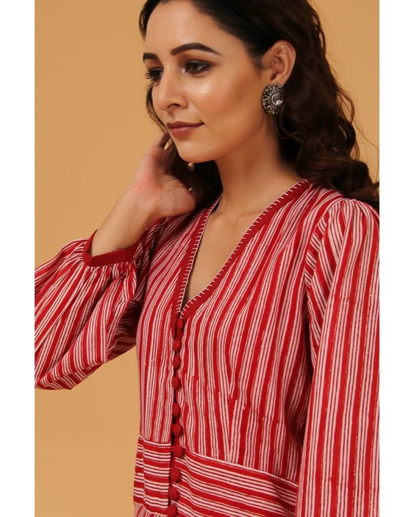 Maroon striped balloon sleeve dress 3