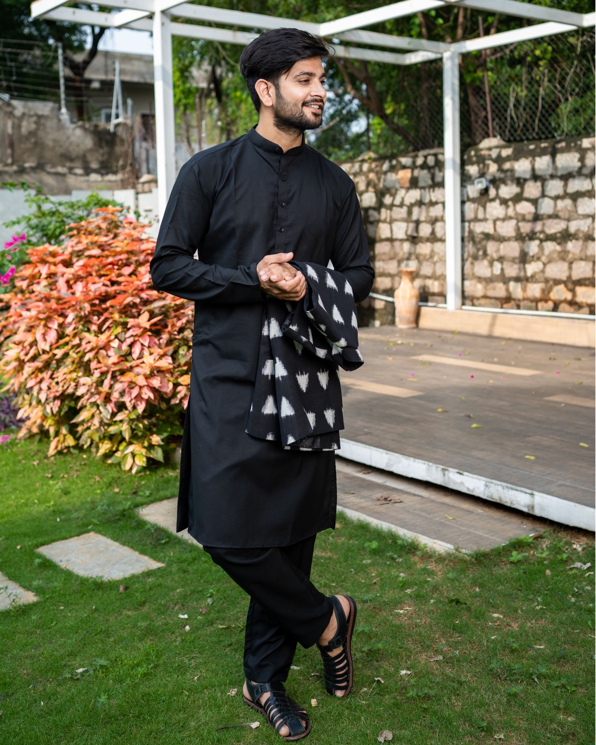 Kurta pajama for online 18 year boy black