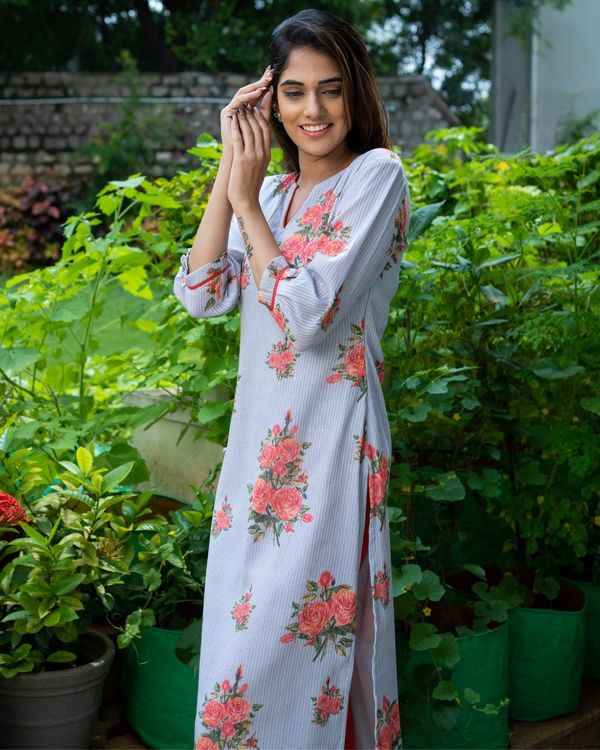 Light grey embroidered floral printed kurta 2