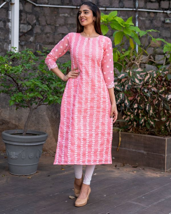 Pink embroidered kota kurta with dupatta - Set Of Two 2